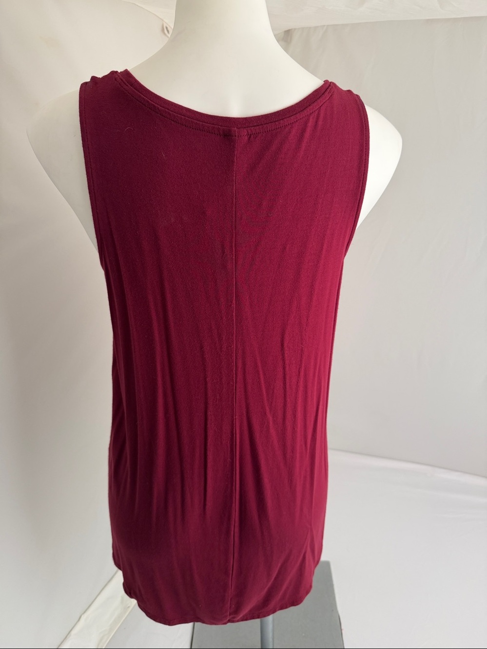 Old Navy Luxe burgundy sleeveless swingy tank top M - Picture 3 of 10